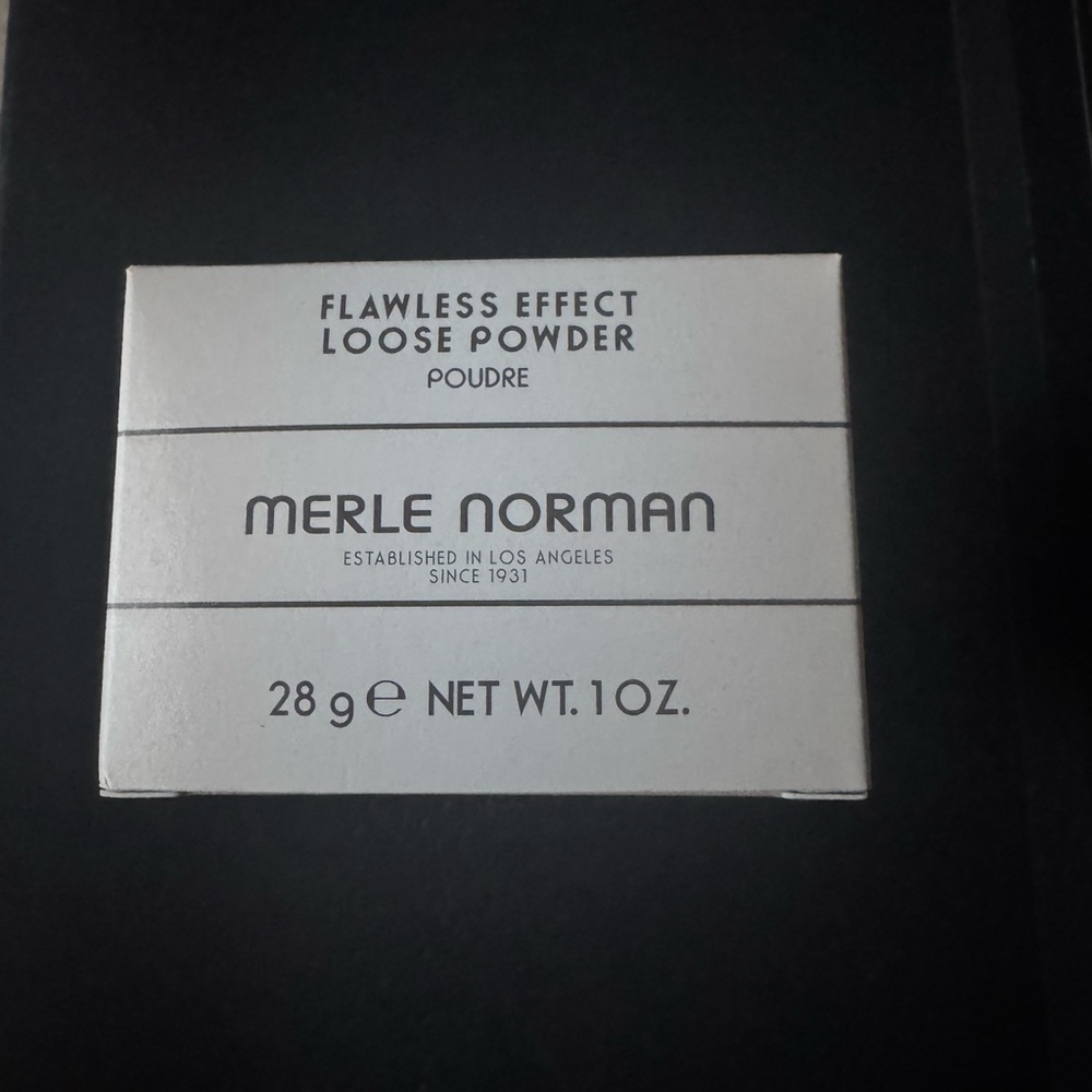 Merle Norman Flawless Effect Loose Powder in Translucent 1 oz NIB